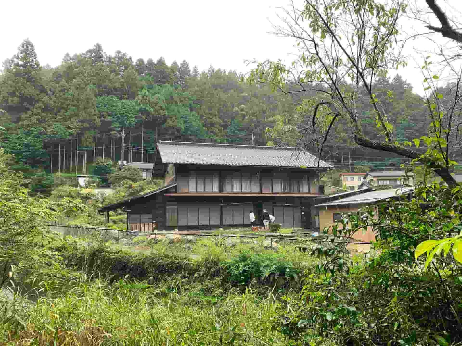 What looks like an empty house in the Japanese countryside